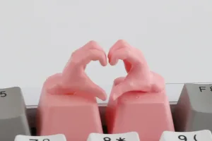 Heart Artisan keycap