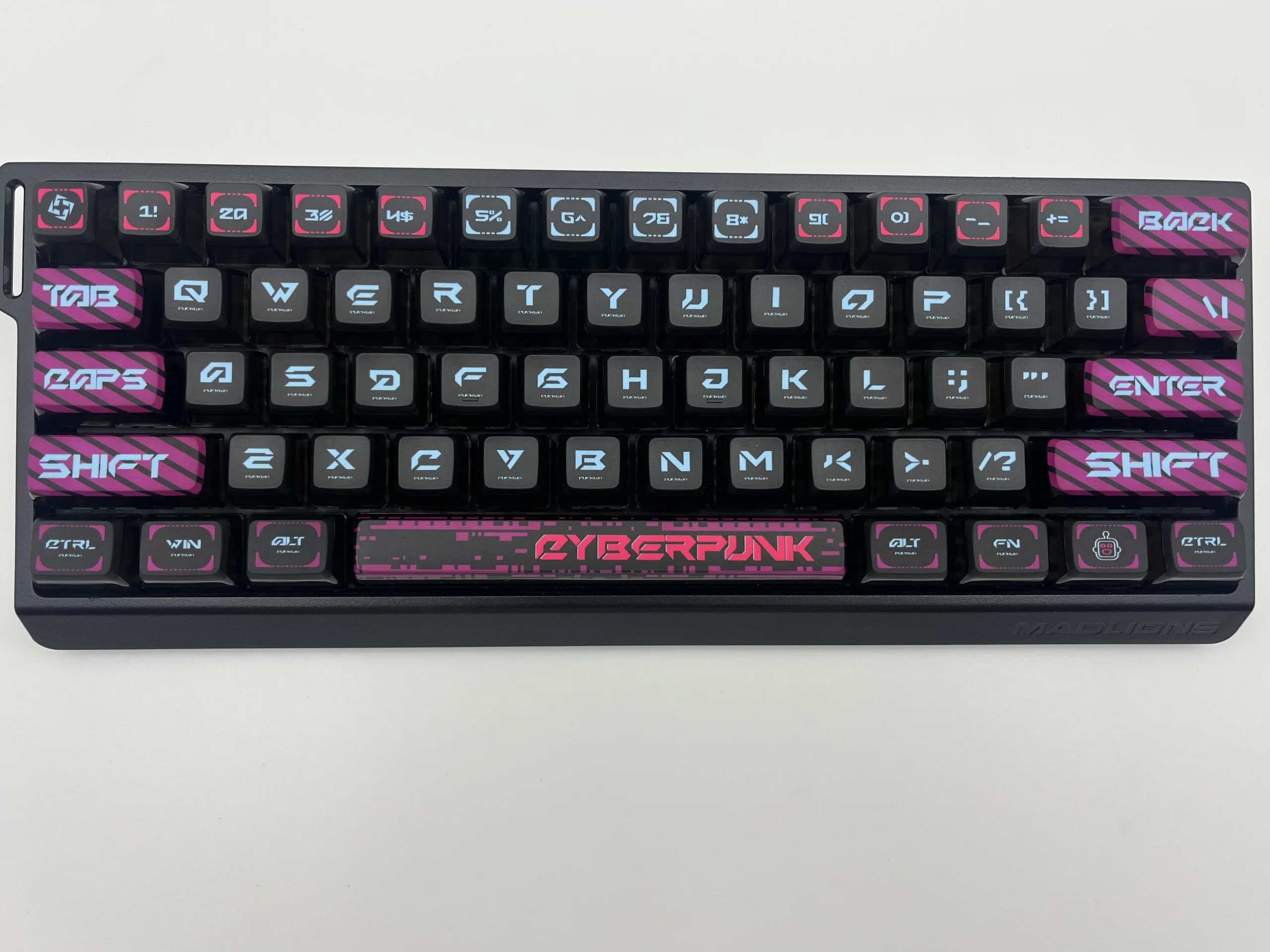 Cyberpunk Pudding Keycap Set