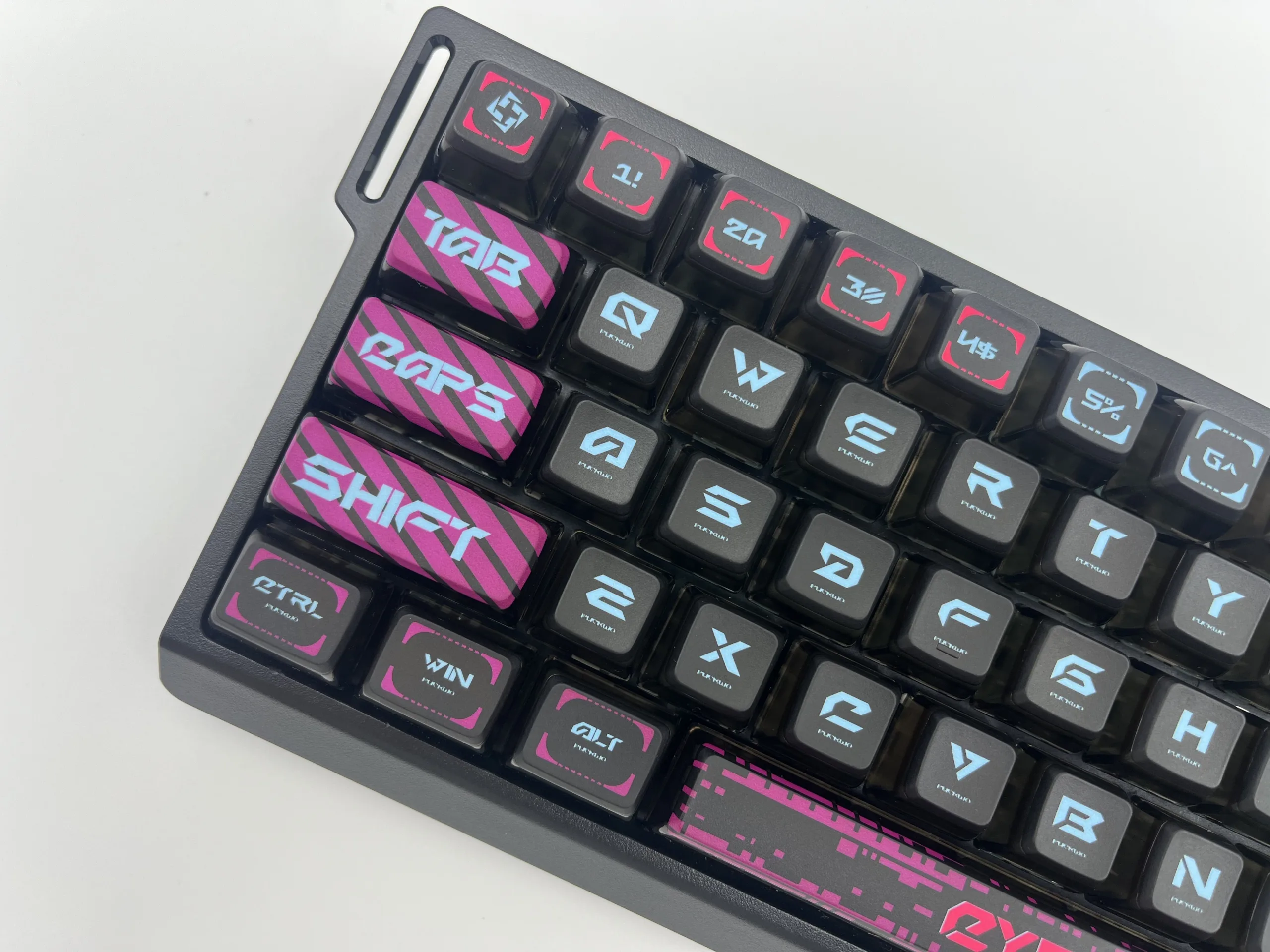 Cyberpunk Pudding Keycap Set - Image 4