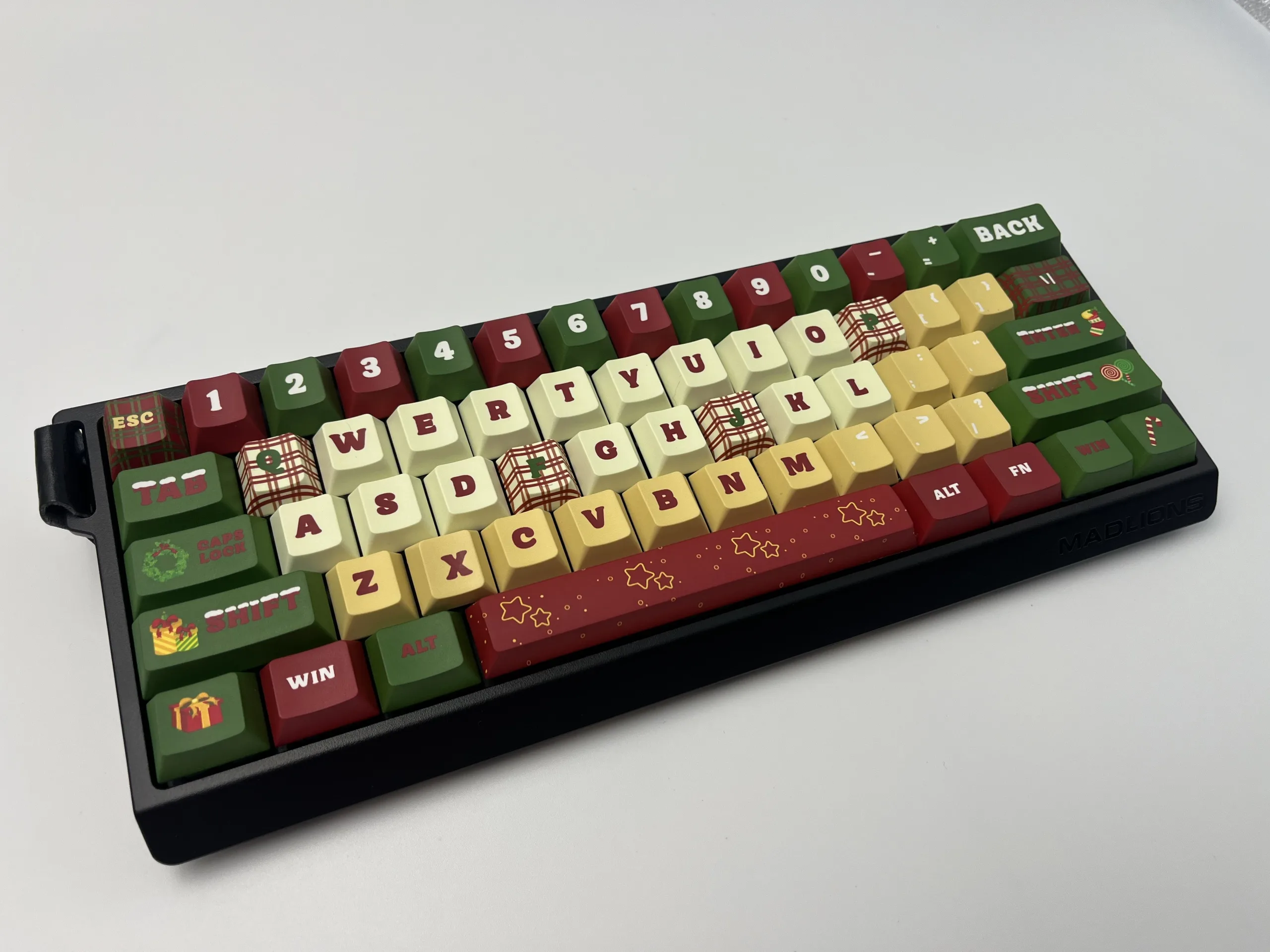 Merry Christmas Keycap Set - Image 2