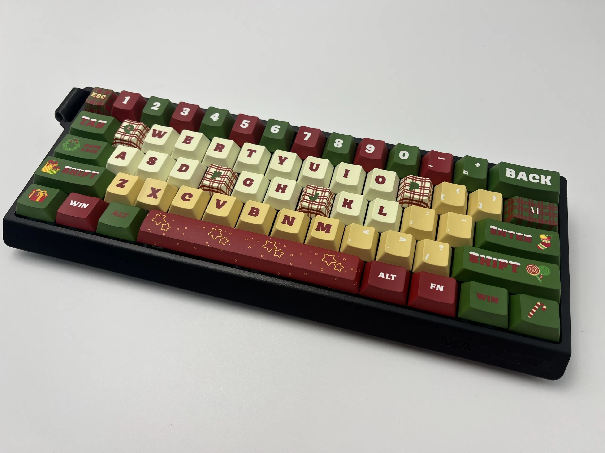 Merry Christmas Keycap Set - Image 3
